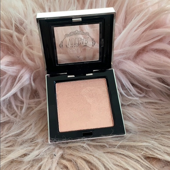 Pretty Vulgar Shimmering Swan Glow Up Highlighter - Picture 3 of 3